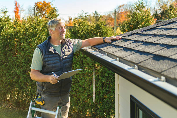 Professional Metal Roofing technician working in Reynolds, ND